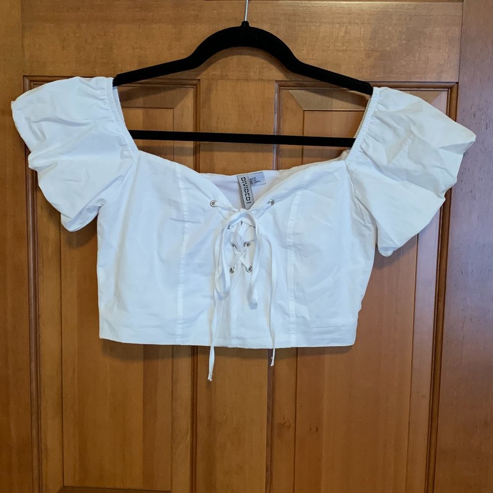 Lace-Up Puff Sleeve Crop Top